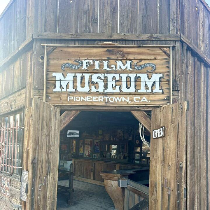 Pioneertown – ein lohnenswerter Abstecher am Rande des Joshua Tree Nationalparks